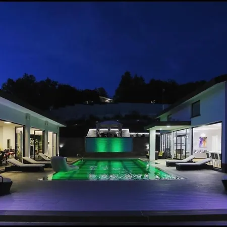 Villa Hidden Hill